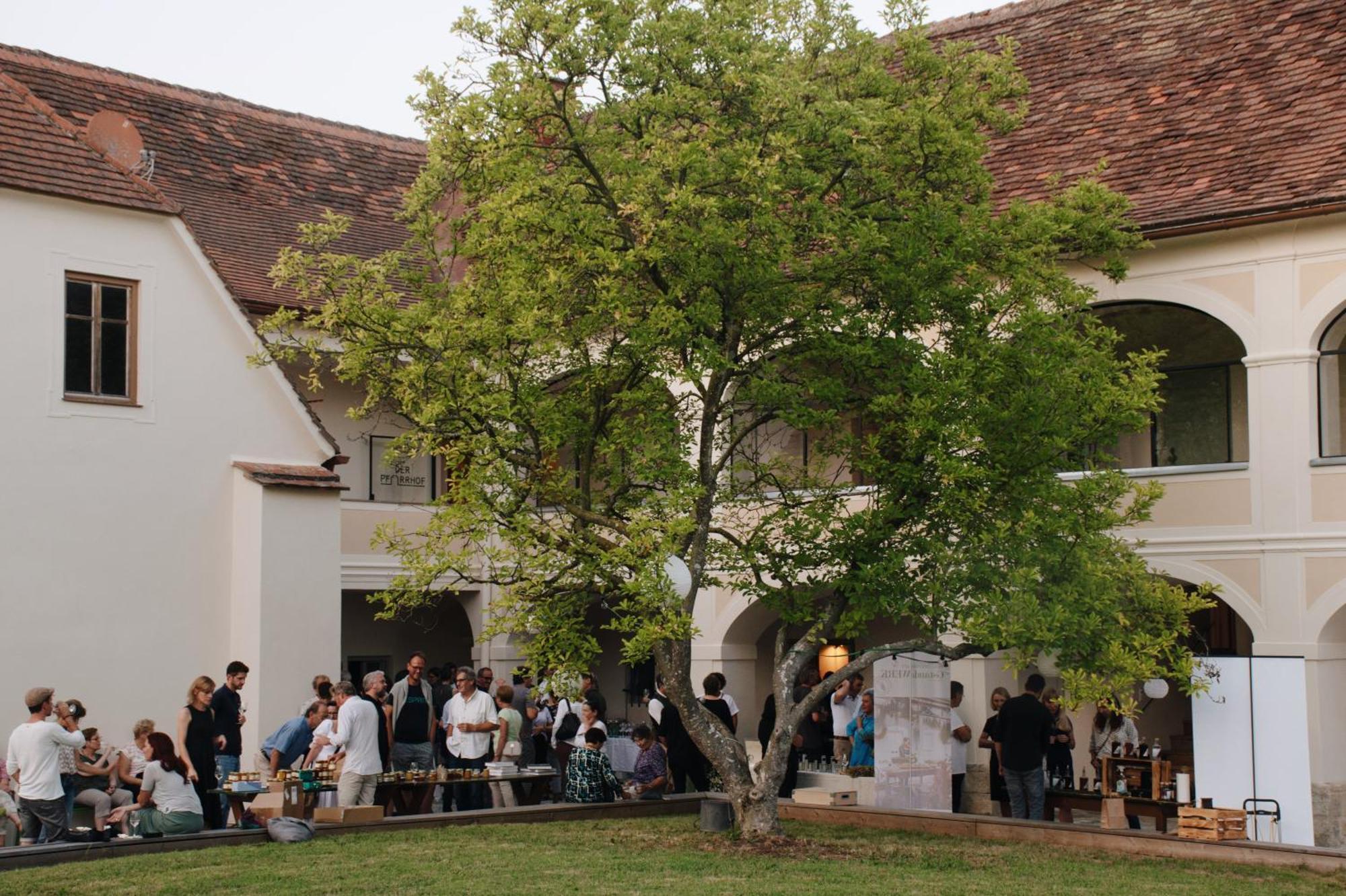 Der Pfarrhof Hotel Hartberg Ngoại thất bức ảnh